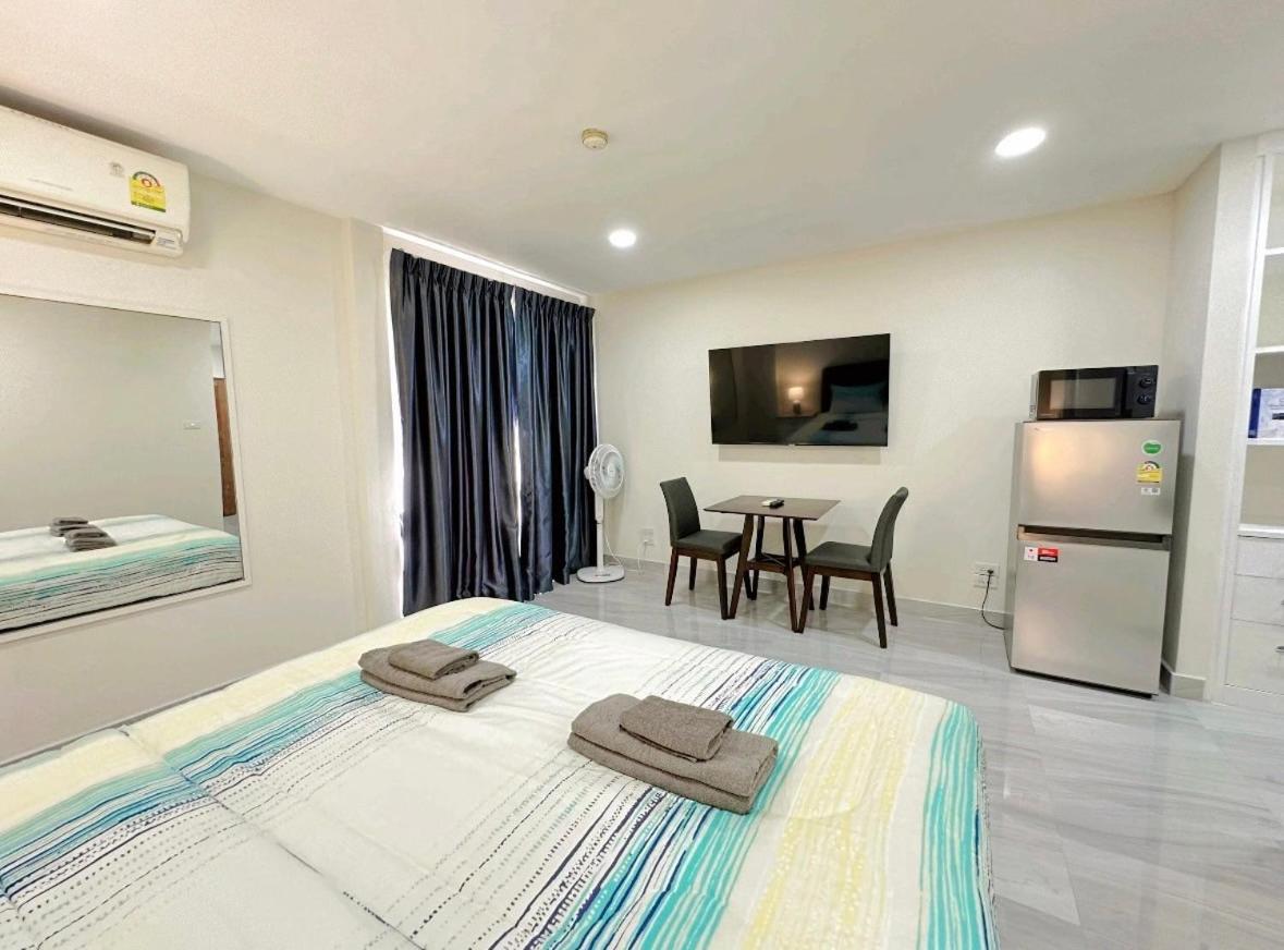 Studio Apartment Diana Estate Condominium Pattaya Extérieur photo