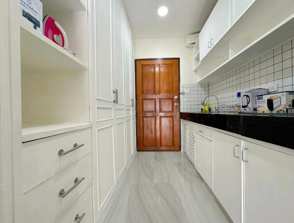 Studio Apartment Diana Estate Condominium Pattaya Extérieur photo