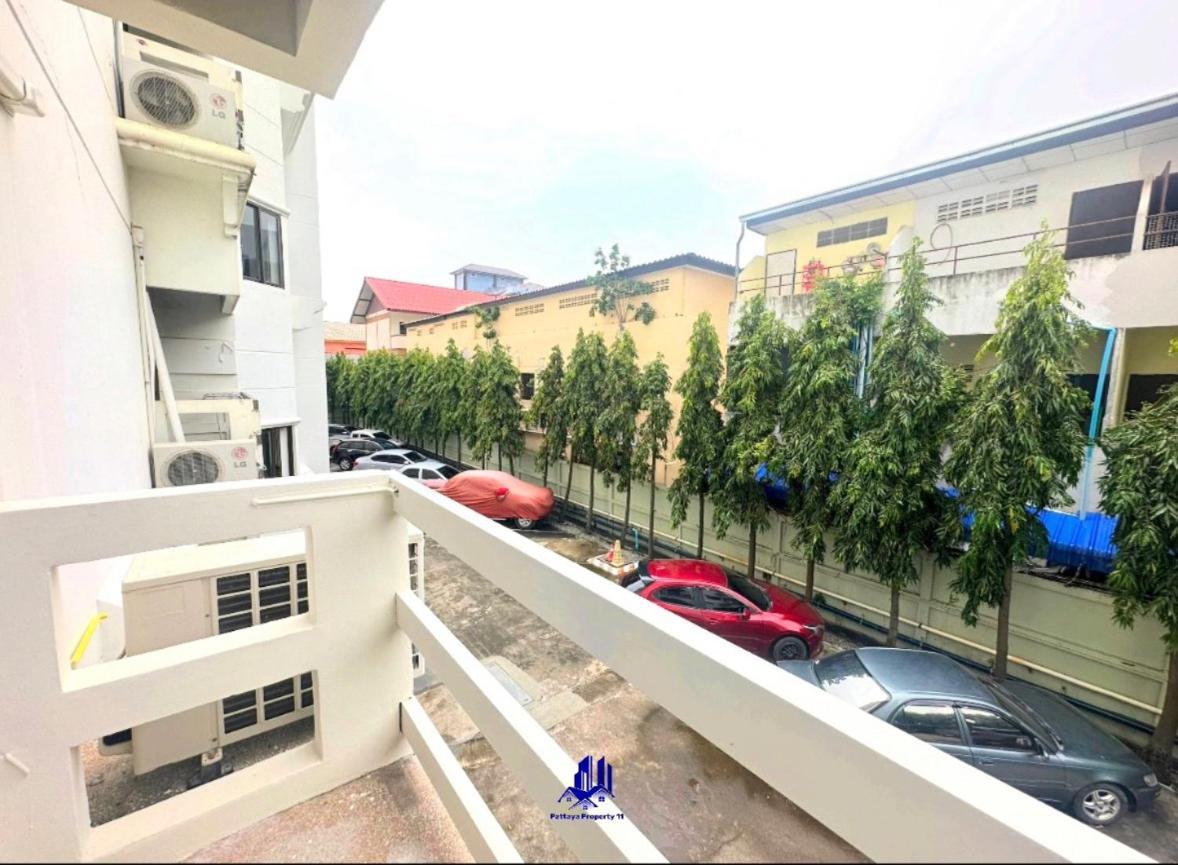 Studio Apartment Diana Estate Condominium Pattaya Extérieur photo